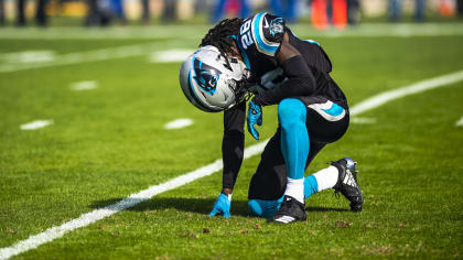 James Bradberry hurdles blocker to tackle Tyler Lockett