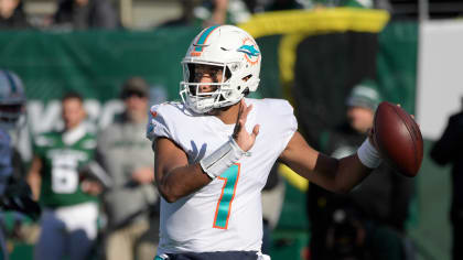 Miami Dolphins running back Ronnie Brown in fourth quarter action against  the Atlanta Falcons at Dolphin