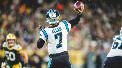 Kyle Allen signs one year extension