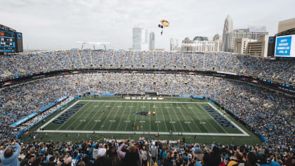 USO North Carolina - We teamed up with the Carolina Panthers to host a very  special reenlistment ceremony at Bank of America Stadium! Service members  were joined by their families as they