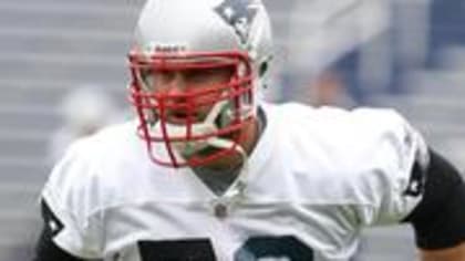 New England Patriots - Sebastian Vollmer took some time to hang with the  Special Olympics of Massachusetts athletes in attendance at practice this  weekend