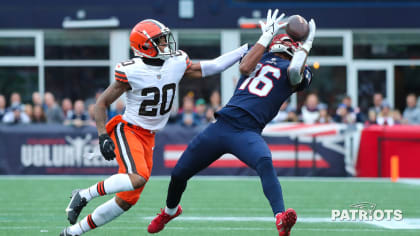 Photos: Week 6 - Patriots at Browns Game Action