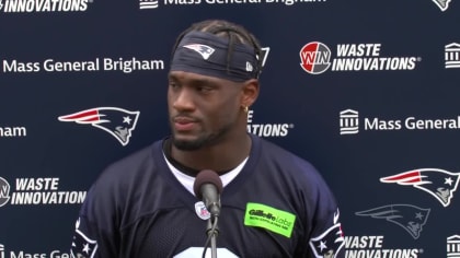 New England Patriots linebacker Mack Wilson Sr. (30) looks on