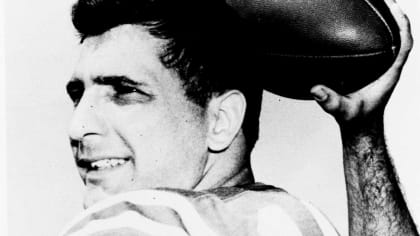 Today in Pro Football History: 1961: Patriots Obtain Babe Parilli in  Five-Player Deal