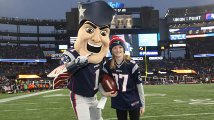 Who is the New England Patriots Mascot Pat Patriot?