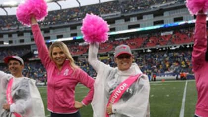 Patriots cheerleader who survived cancer will sing national anthem