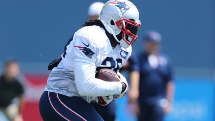 Patriots waive four players, including Jake Bequette and Antonio Johnson