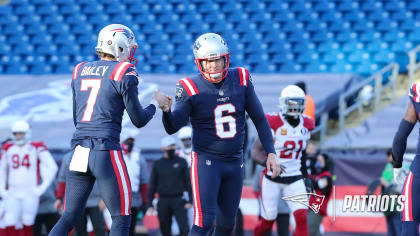 Patriots elevate K Folk, backup QB Hoyer from practice squad