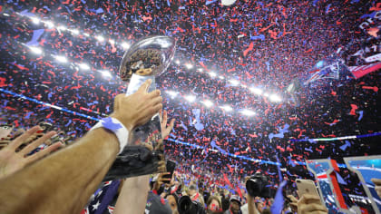 Fans get up close and personal with Lombardi Trophy