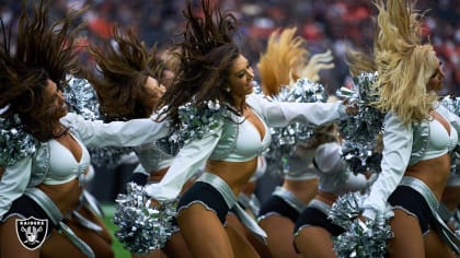 Las Vegas Raiderettes cheerleaders perform before an NFL football game,  Monday, Sept. 13, 2021, in Las Vegas. (AP Photo/David Becker Stock Photo -  Alamy