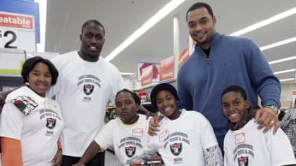 Cardinals give back with annual 'Shop with a Jock'