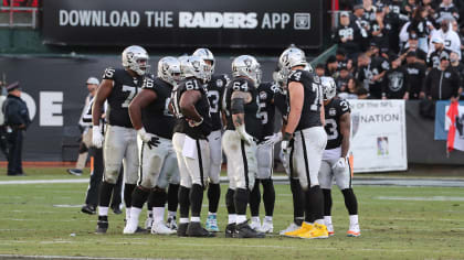 Snap Counts: Los Angeles Chargers vs. Las Vegas Raiders