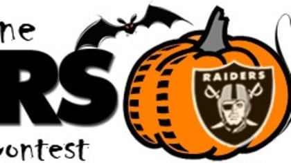 Fan Creations NFL Halloween Distressed Team Logo Pumpkin Sign Oakland Raiders