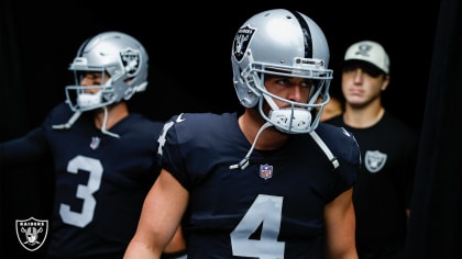 PREGAME PHOTOS: Week 16 vs. Raiders