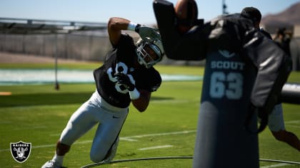 Raiders sign WR Keelan Cole Sr. to practice squad