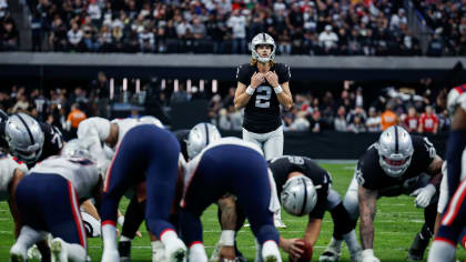 Carlson's last-second FG gives Raiders win over Cardinals