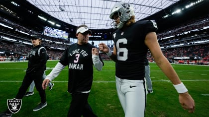 PREGAME PHOTOS: Week 16 vs. Raiders