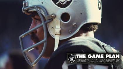 Las Vegas Raiders on X: Raiders legend Raymond Chester couldn't