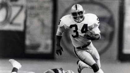 Bucs Throwback Thursday: What If Bo Jackson Played For The Bucs