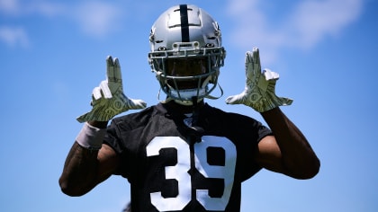 Las Vegas Raiders cornerback Nate Hobbs #39 plays during pre