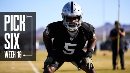 Las Vegas Raiders linebacker Divine Deablo (5) during an NFL football game  against the New Orleans Saints, Sunday, Oct. 30, 2022, in New Orleans. (AP  Photo/Tyler Kaufman Stock Photo - Alamy