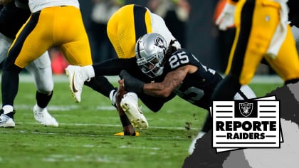 Las Vegas Raiders linebacker Divine Deablo (5) during an NFL football game  against the New Orleans Saints, Sunday, Oct. 30, 2022, in New Orleans. (AP  Photo/Tyler Kaufman Stock Photo - Alamy