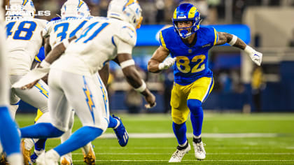 LA Rams re-sign defensive end Morgan Fox, release Tanzel Smart