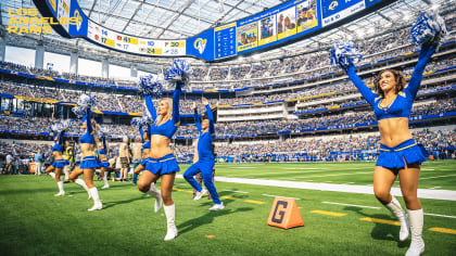 DVIDS - Images - Meet and Greet with LA Rams' cheerleaders [Image 9 of 10]