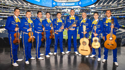 Cincinnati vs Kansas City AFC Conference Championship Game - Plaza Mariachi