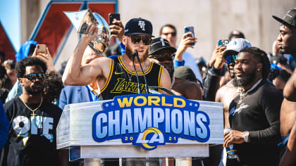 Lakers: Cooper Kupp Dons Kobe Bryant Jersey for Rams Championship Parade -  All Lakers