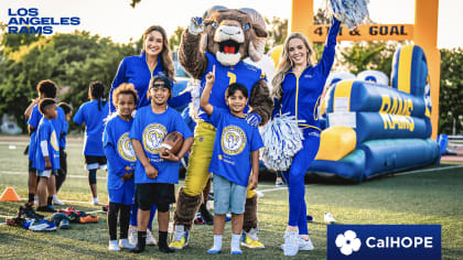 Los Angeles Rams Community  Rams Cheerleaders & Rampage visit