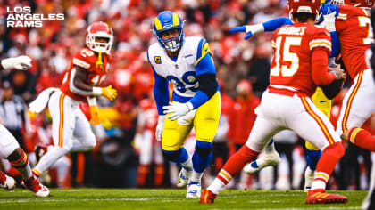 Linebacker (52) Terrell Lewis of the Los Angeles Rams against the Dallas  Cowboys in an NFL football game, Sunday, Oct. 9, 2022, in Inglewood, Calif.  Cowboys won 22-10. (AP Photo/Jeff Lewis Stock Photo - Alamy