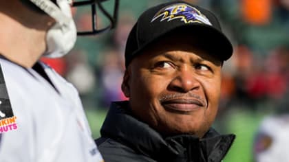 Lions keep coach Jim Caldwell for 3rd year