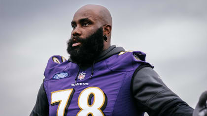 Baltimore Ravens offensive tackle Morgan Moses (78) sets during a