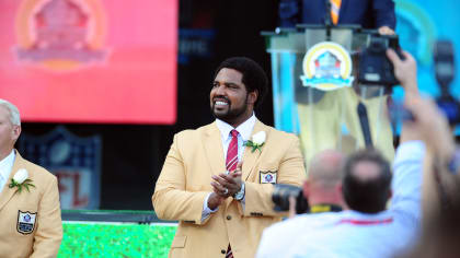 Maturity leads Baltimore Ravens' Jonathan Ogden to Hall of Fame