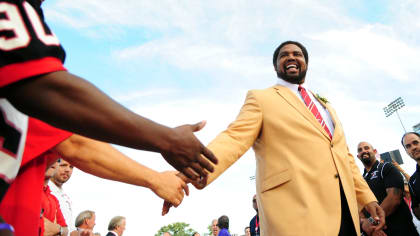 Baltimore Ravens - The best to ever do it. Jonathan Ogden was just named to  the NFL Network's #NFL100 All-Time Team.