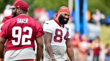 Redskins training: Players and fans sport bucket hats at Redkins' training  camp