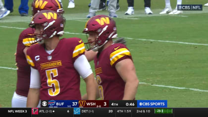 Washington Commanders quarterback Sam Howell enters running back mode on  bruising 18-yard rush