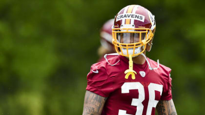 Washington Redskins' safety Su'a Cravens (36) runs during the