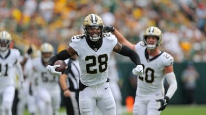 NFL Week 3: Saints CB Lonnie Johnson picks off Packers Jordan Love