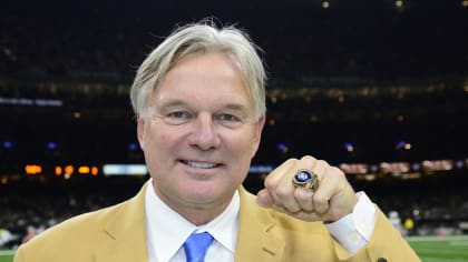 New Orleans Saints' kicker Morten Andersen with arms in the air