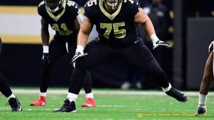 Michael Hoomanawanui's Name Is So Long That NFL Shop Struggles to Get It  Right on Jerseys (Photo) 