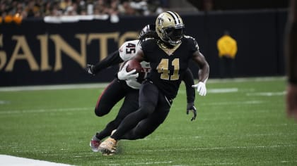 NFL roundup: Alvin Kamara rallies New Orleans Saints for 24-0 rout