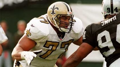 The Gridiron Uniform Database: Willie Roaf, Hall of Famer