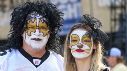 New Orleans Saints Pregame Huddle vs Las Vegas Raiders - 2022 NFL Week 8