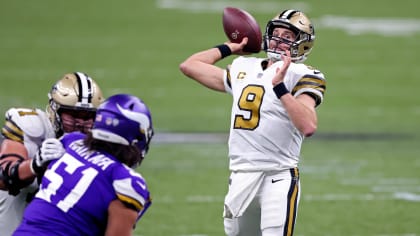 Game recap - Alvin Kamara's six-touchdown performance powers New Orleans  Saints to 52-33 win over Vikings, fourth straight NFC South title