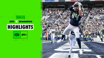 Seattle Seahawks tight end Colby Parkinson (84) during an NFL football game  against the Arizona Cardinals, Sunday, Oct. 16, 2022, in Seattle, WA. The  Seahawks defeated the Cardinals 19-9. (AP Photo/Ben VanHouten