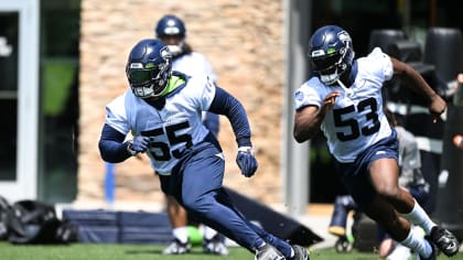 DVIDS - Images - Seahawks Dre'Mont Jones host football camp for JBLM  children [Image 7 of 7]