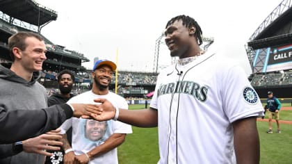 Charles Cross Arrives In Seattle