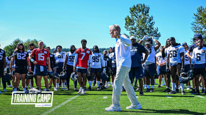 KIDS DAY Is Happening at Seattle Seahawks Training Camp! Fun!